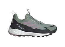 Lade das Bild in den Galerie-Viewer, Adidas Terrex Free Hiker 2.0 Low GTX W
